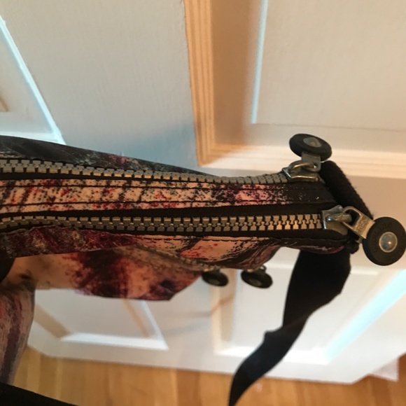 Kipling crossbody - Picture 3 of 5